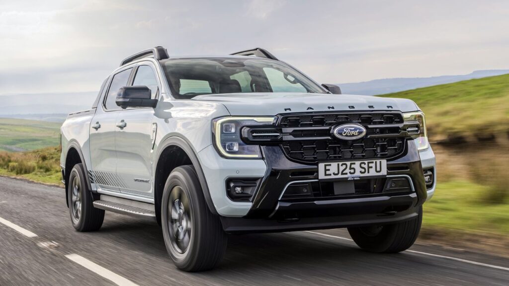Ford Ranger 2025 Review: Engine Specs, Towing Power, Features & Expected Price